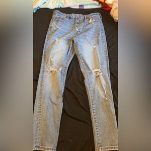 Women’s Distressed Light Blue Skinny Jeans